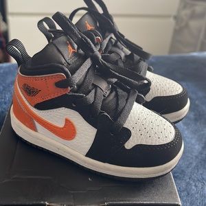 Toddler Jordan 1 Mid “Shattered backboard”